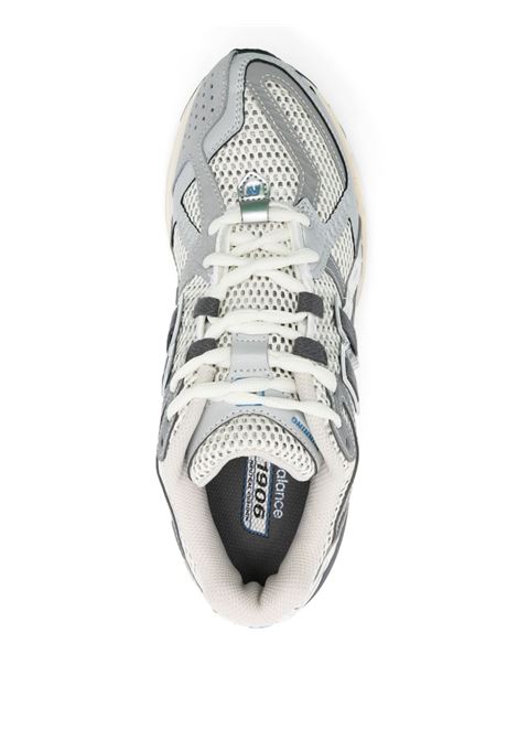 Sneakers 1906 in bianco e argento New balance - unisex NEW BALANCE | U1906NA